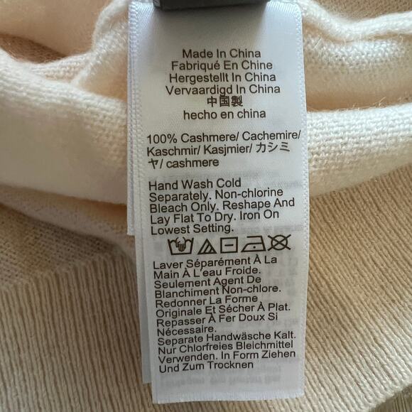 J Crew Cashmere Relaxed V-neck Sweater Womens Medium Muslin White - Picture 12 of 12